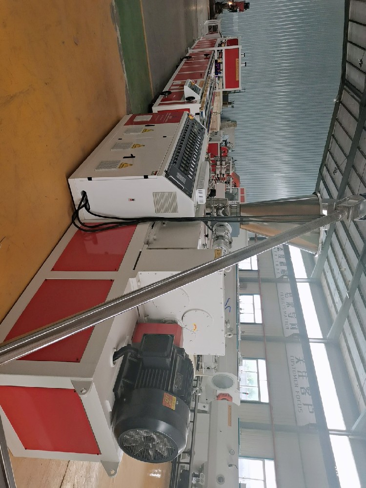 塑料型材生產(chǎn)線